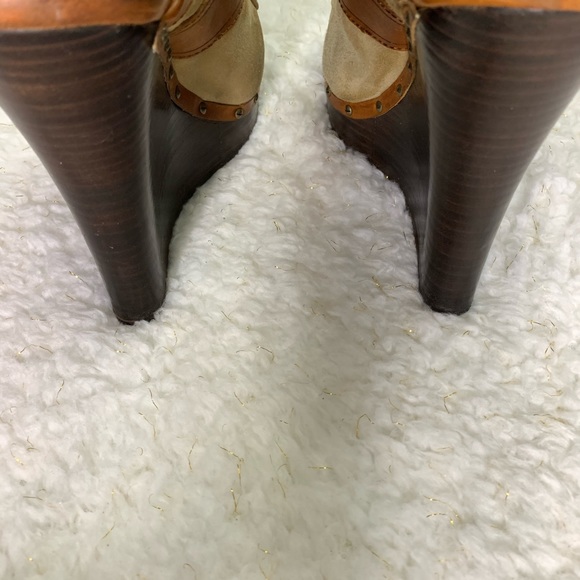 L. A.M.B. By Gwen Stefani tan suade & natural leather wedge clog/mule - Picture 15 of 16